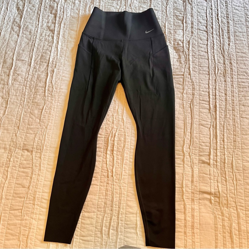 Nike Universa Dri-FIT High-Rise Leggings – Black, Size S